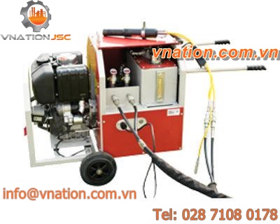 diesel engine hydraulic power unit / wheel-mounted