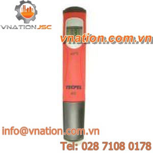 portable pH meter / process / with automatic temperature compensation