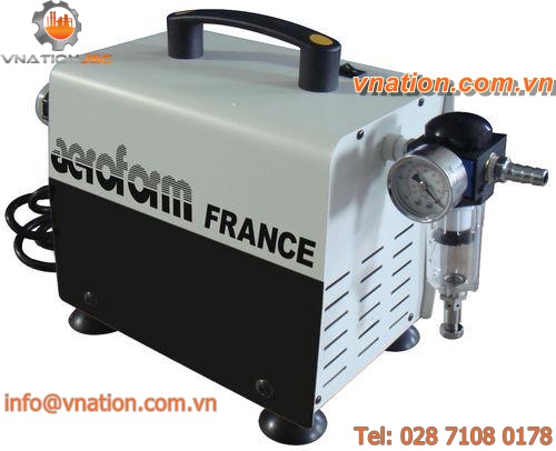 diaphragm vacuum pump / oil-free / single-stage / portable