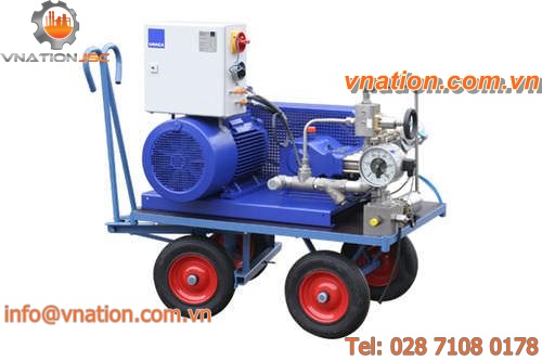 three-phase cleaner / mobile / high-pressure