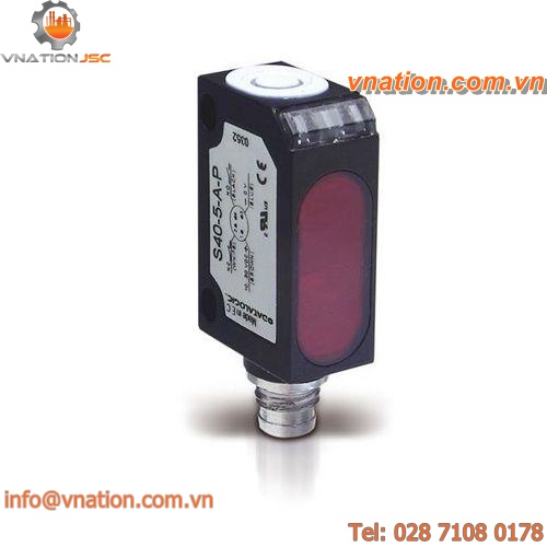 reflex type photoelectric sensor / rectangular / laser / polarized
