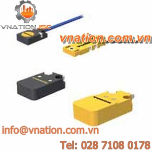 capacitive proximity sensor / rectangular / long-range / compact
