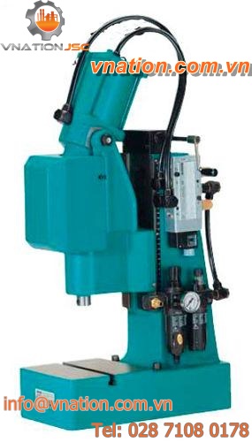 pneumatic press / for production / toggle