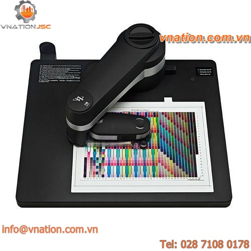 automatic color test chart reading device