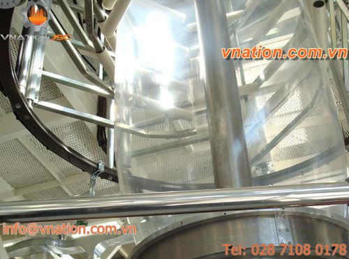 blown film extrusion line / for PE / for stretch film / 3 layers