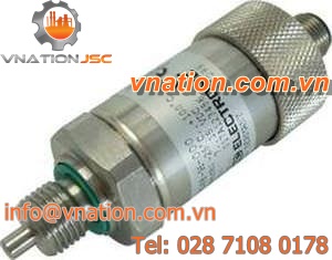 Pt100 temperature transmitter / analog / robust