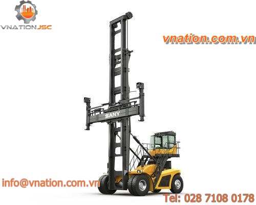diesel forklift / ride-on / empty container / handling