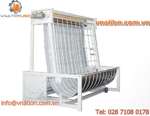 vertical fabric accumulator / for woven fabric / for knit fabric