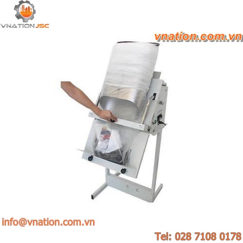 VFFS bagging machine / semi-automatic / for small parts / industrial