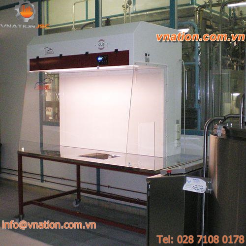 laminar flow hood