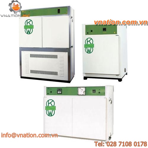 laboratory incubator / digital / refrigerated