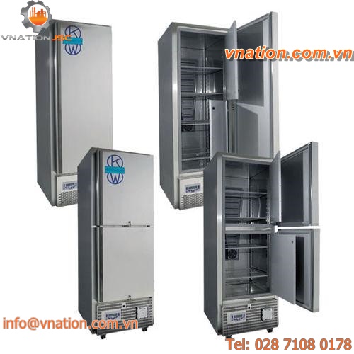 laboratory freezer / low-temperature / vertical / stainless steel