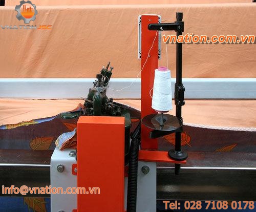 semi-automatic sewing machine / for heavy fabrics