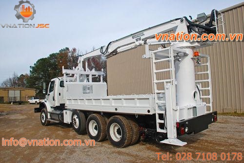 truck-mounted crane / boom / materials handling