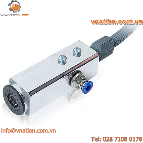 ionizing air nozzle / firefighting