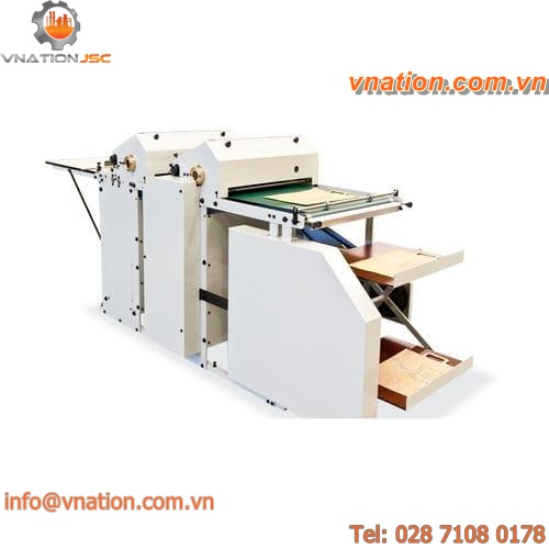 flexographic printing machine / three-color / for labels / for paper