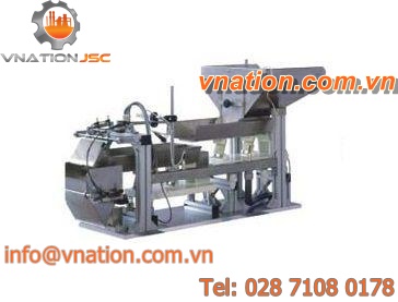 linear weighing machine / with gravity feeders / for bulk materials