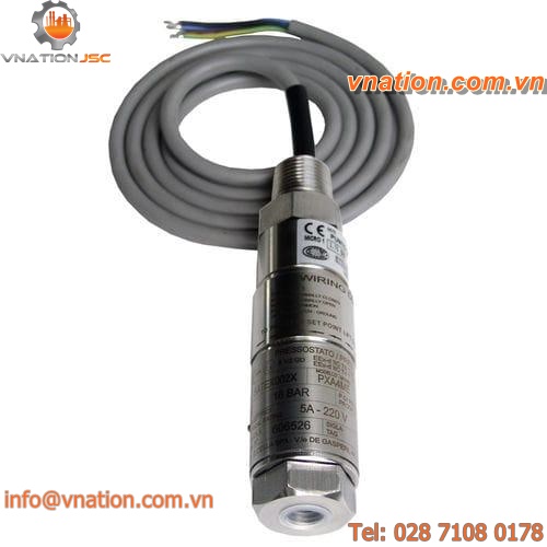 mechanical pressure switch / for gas / for liquids