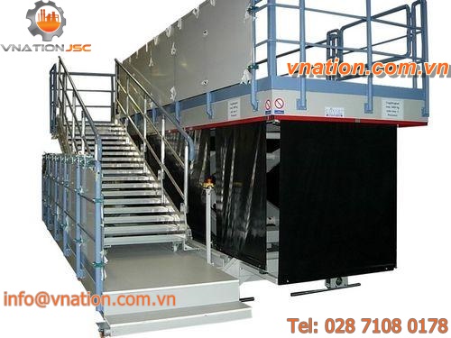work platform / with safety railing / hydraulic