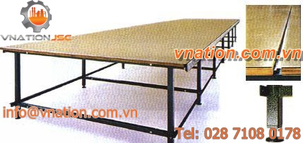 fabric padding cutting table / heavy-duty