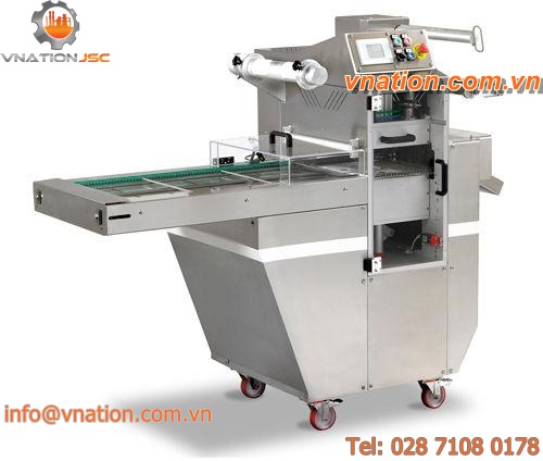 linear tray sealer / automatic / for the food industry