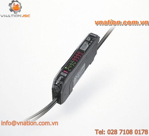 through-beam photoelectric sensor / rectangular / digital / with calibration