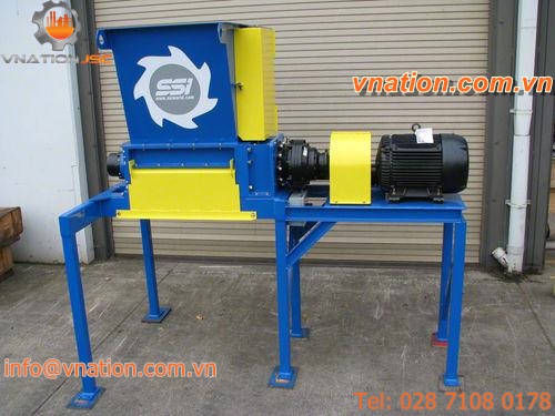single-shaft shredder / for wood / rubber / plastics