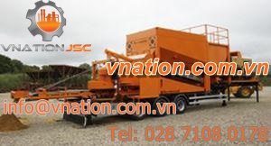 mobile concrete mixing plant / horizontal / compact