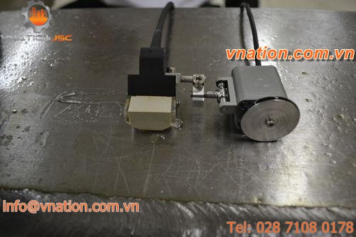 miniature inspection crawler / multi-transducer