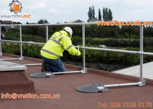 free-standing roof edge protection
