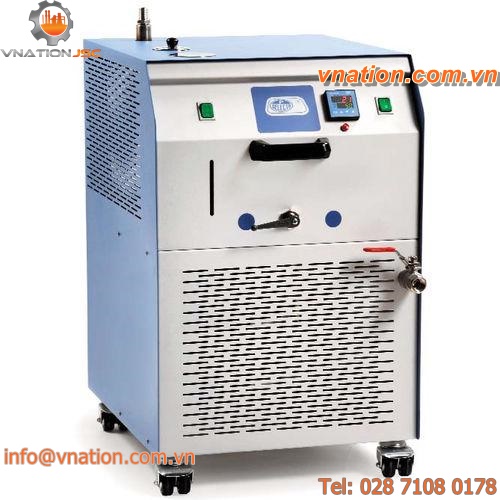 water recirculation chiller / laboratory