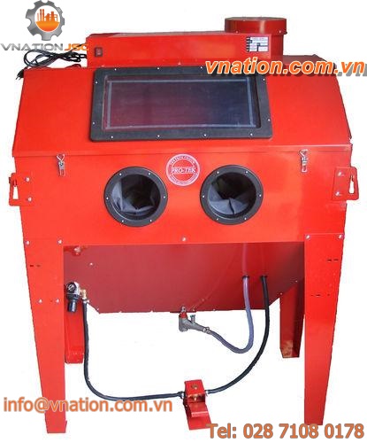 suction blast cabinet / for heavy-duty applications