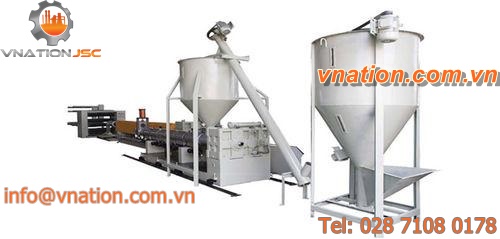 flat-film extrusion line / for PS / for foam sheet