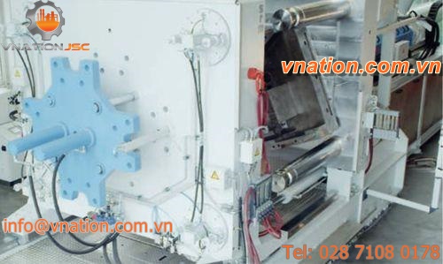 horizontal injection molding machine / hydraulic / for PE / for PP