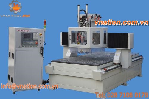 CNC router / 3-axis / steel / with automatic tool changer
