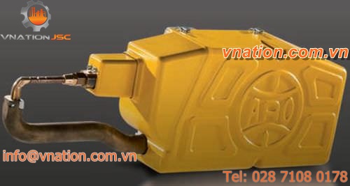 robotic spot welding clamp