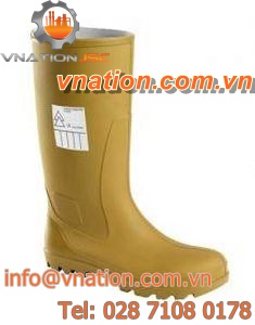 insulated safety boot / rubber