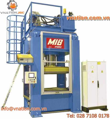 hydraulic press / compression