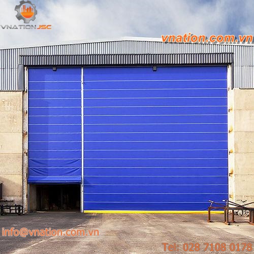 fold-up doors / industrial / hangar / shipyard