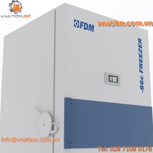 laboratory freezer / low-temperature / vertical / industrial