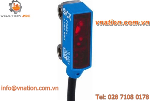 reflex type photoelectric sensor / rectangular / red light / long-range