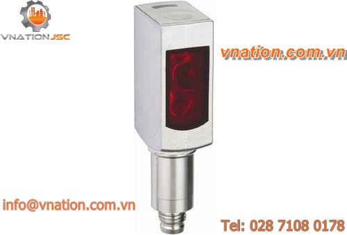 diffuse reflective photoelectric sensor / with background suppression / laser / for hygienic applications