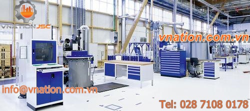 wooden workbench / compact / with compartments